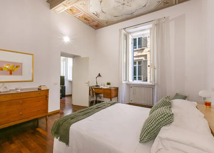 Via Vittoria Apartment *