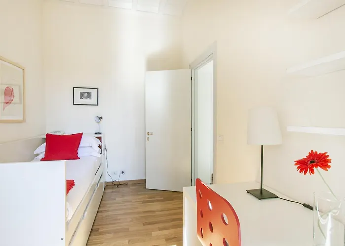 Apartment Via Vittoria Rom